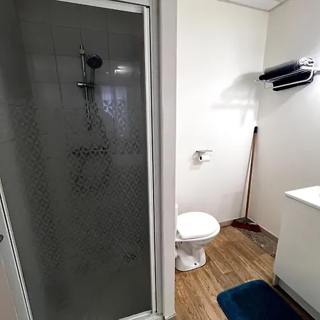 Daire Beau Dans Rue Au Calme En Centre De Proche De La Gare *